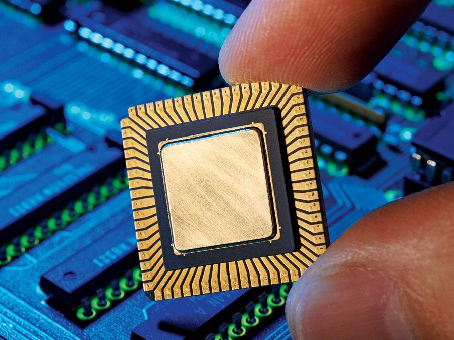 File:Dsp chip.jpg - Wikimedia Commons Chip iphone